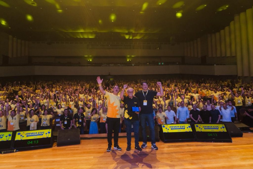Prefeito destaca João Pessoa entre principais destinos turísticos durante Convenção da CVC
