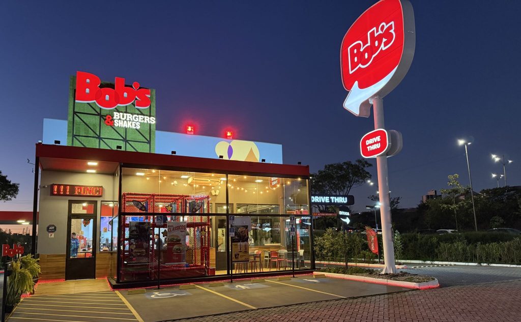 Bob’s conquista Selo de Excelência em Franchising da ABF e reforça solidez no modelo de negócio