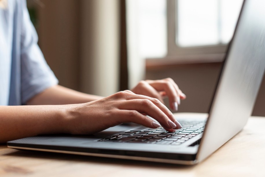 Empreendedores recebem orientação gratuita para regularizar CNPJ e fazer declaração de rendimentos