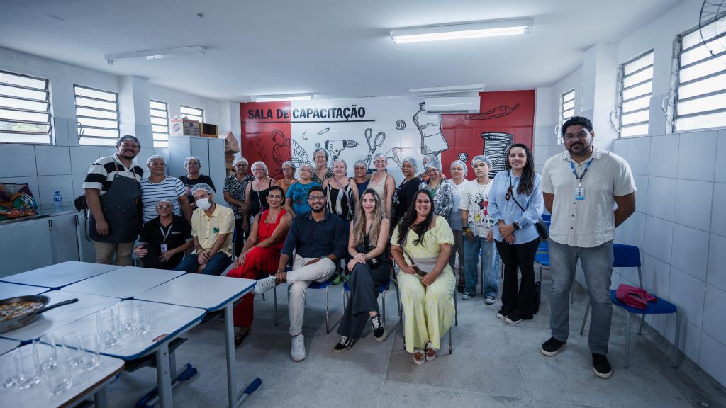 Formação que transforma: projeto da Inovatec-JP em Mangabeira recebe visita do Governo Federal