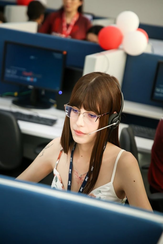 AeC amplia presença feminina e mira paridade na liderança até 2030