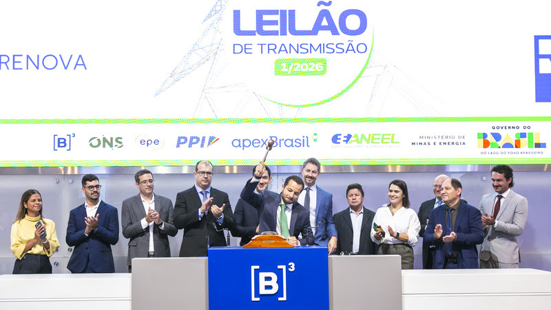 ANEEL realiza leilão de transmissão de energia elétrica na B3 com deságio de 50,68%
