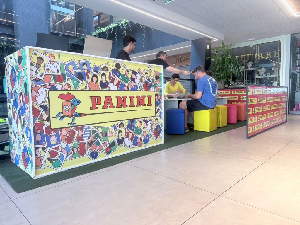 Parahyba Mall recebe ponto oficial de venda e troca do álbum da Copa do Mundo FIFA 2026™