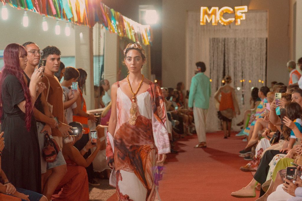 MCF movimenta economia criativa e amplia opções de presentes autorais para o Dia das Mães