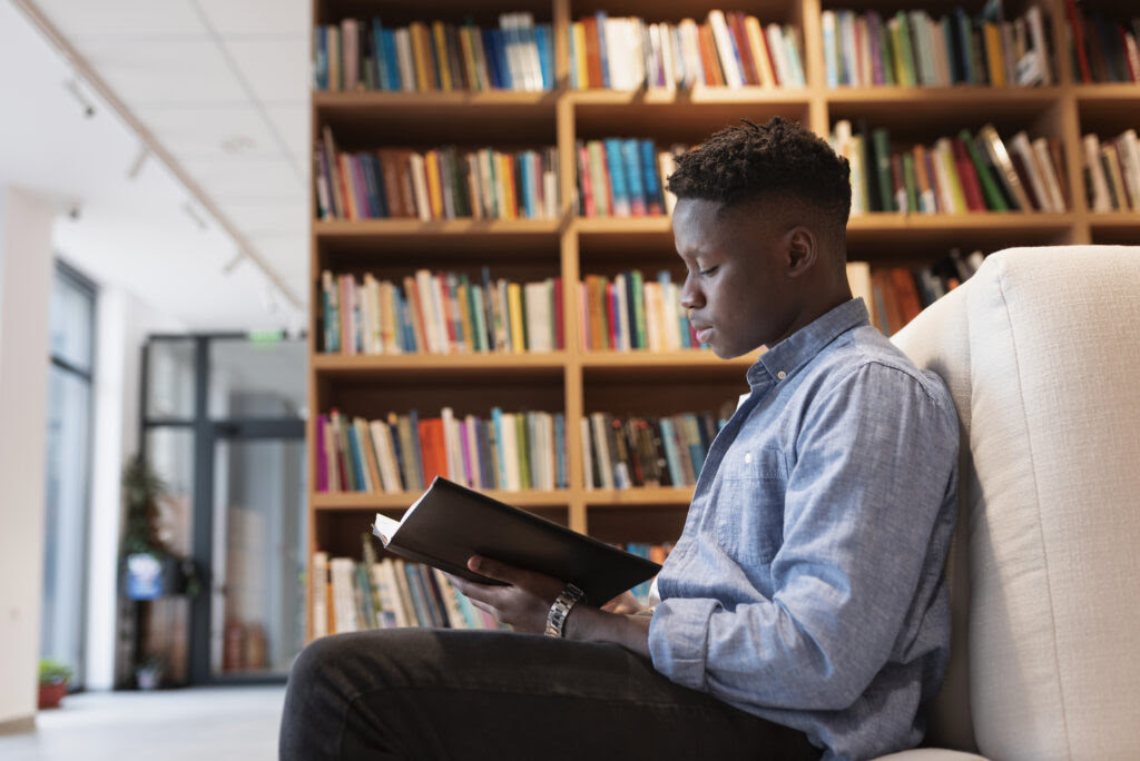 Vendas de livros crescem mais de 11% e setor mantém ritmo positivo em 2026