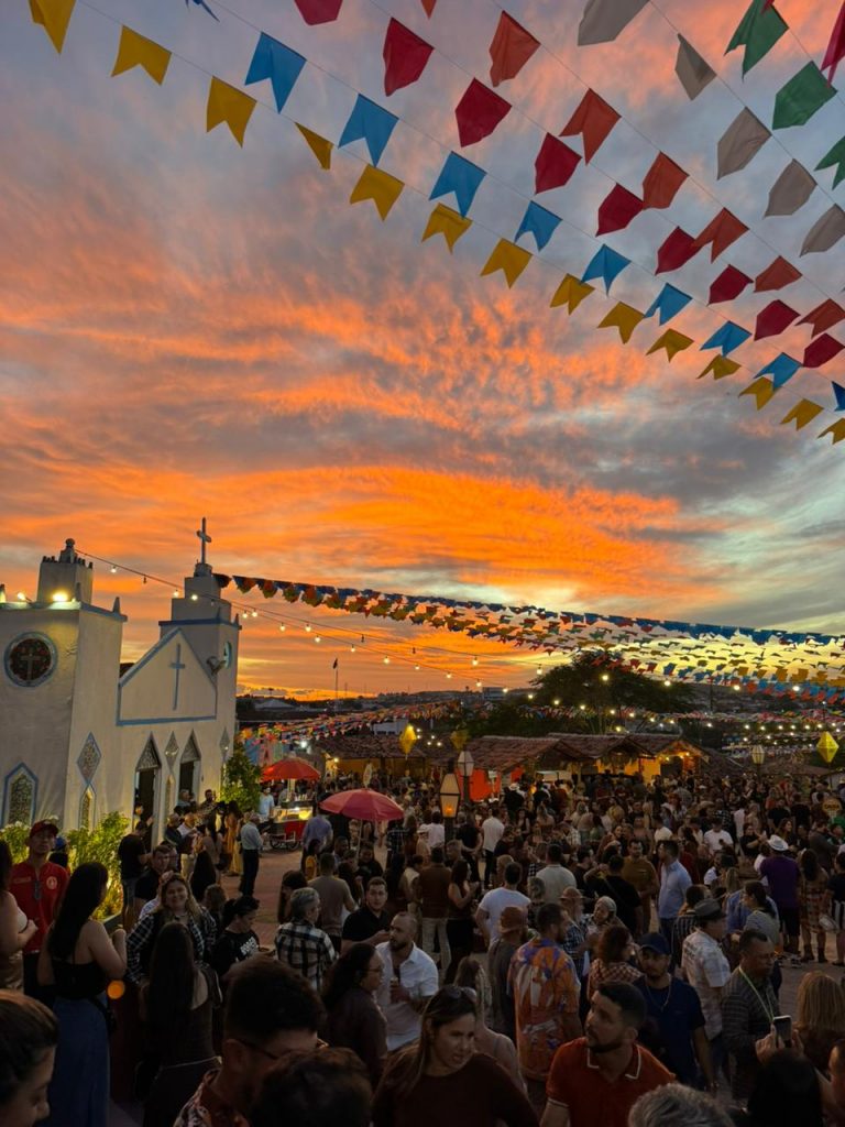 Vila Sítio São João transforma o São João de Campina Grande em uma viagem viva pela história do Nordeste
