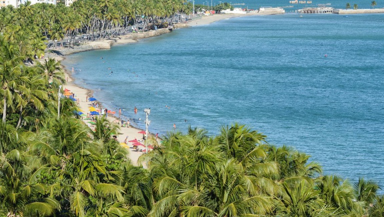 Com faturamento recorde de R$ 23,9 bi, operadoras de turismo registram o maior valor da história em 2025