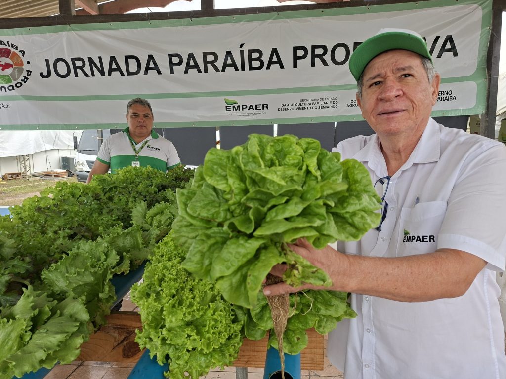 Empaer-PB apresenta tecnologias para agricultura familiar durante a 56ª Expapi