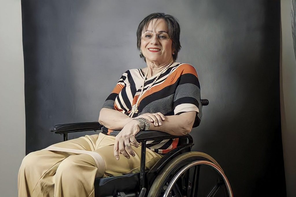 Maria da Penha participa de sessão de autógrafos e encerra evento sobre enfrentamento à violência contra a mulher em JP