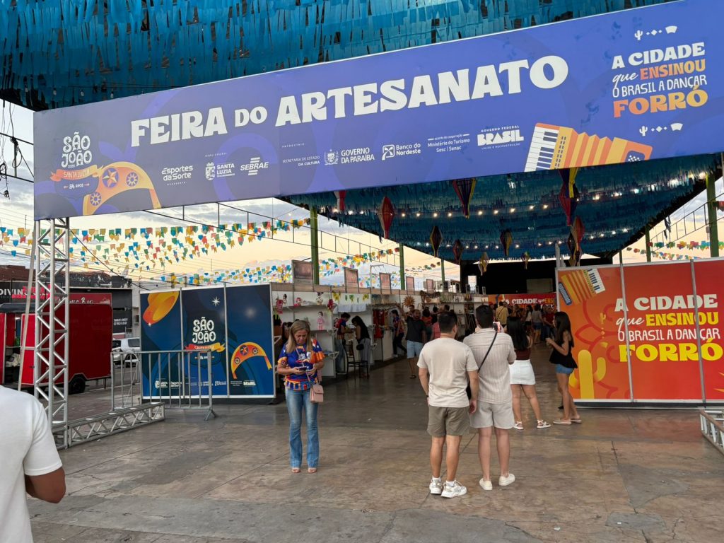 Artesãos transformam festejos juninos em oportunidade de negócio em Santa Luzia