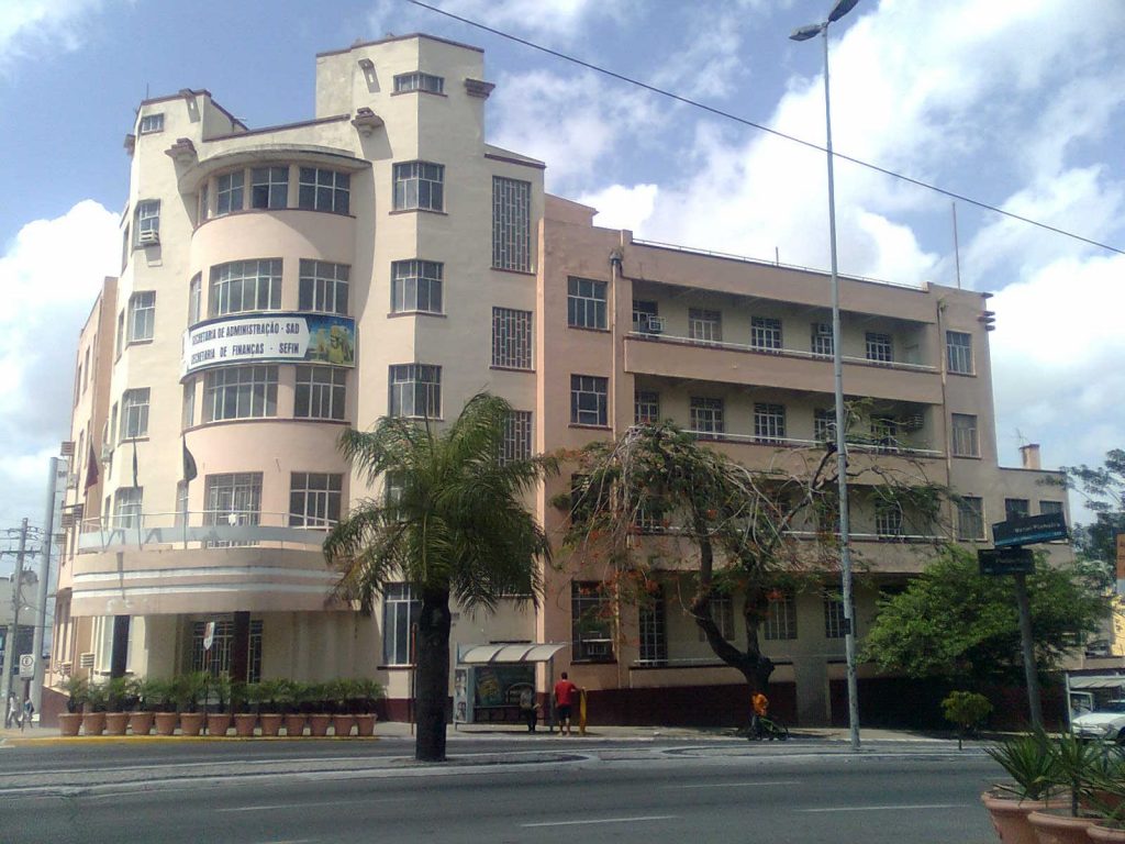 Campina Grande inicia processo de restauração do Grande Hotel com assinatura da Ordem de Serviço