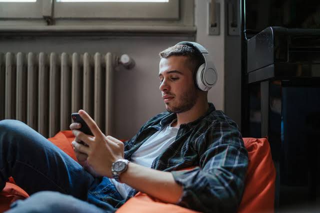 Confira sete dicas para não cair em golpes nas compras no Dia dos Namorados