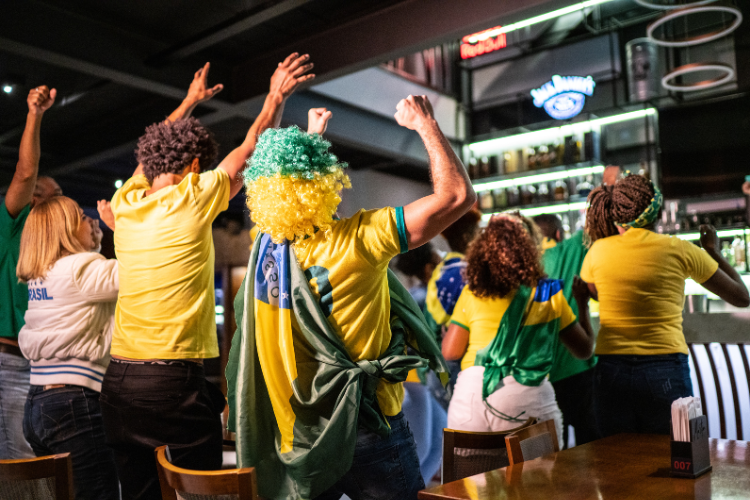 Maioria dos bares e restaurantes espera faturar até 20% a mais com a Copa do Mundo