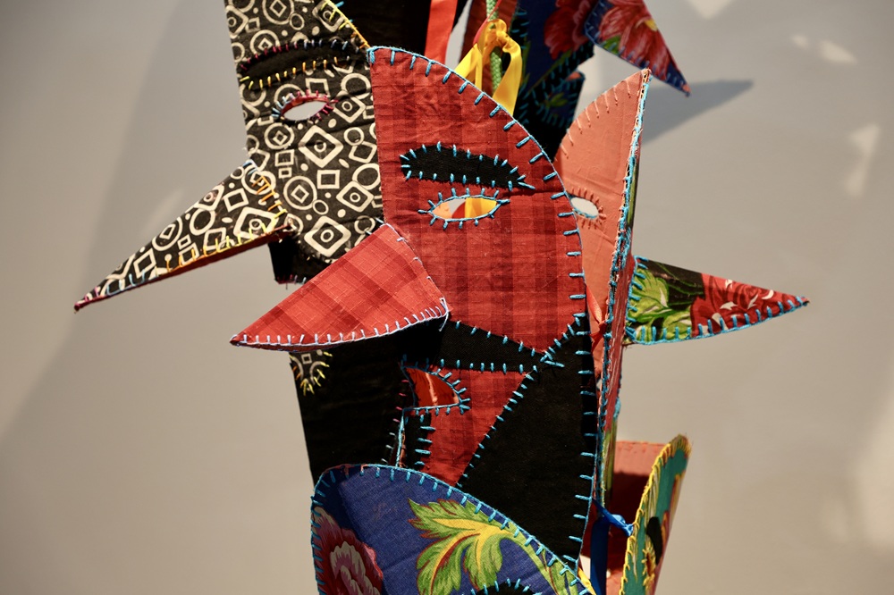 Galeria Archidy Picado recebe exposição ‘Fora de Mim Outro Lugar’, de Zé Santana