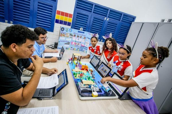 Prefeitura de João Pessoa promove 3º Torneio Pessoense de Robótica e abre o Mês do Estudante