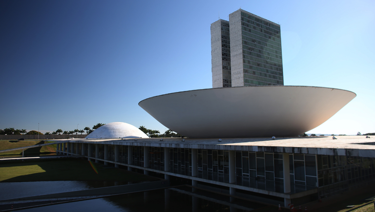Turismo cívico transforma viagens em experiências de aprendizado sobre a história do Brasil