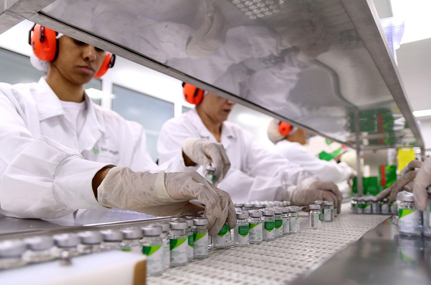 Lei do Complexo da Saúde quer estimular empresas com fábrica e maioria acionária no Brasil