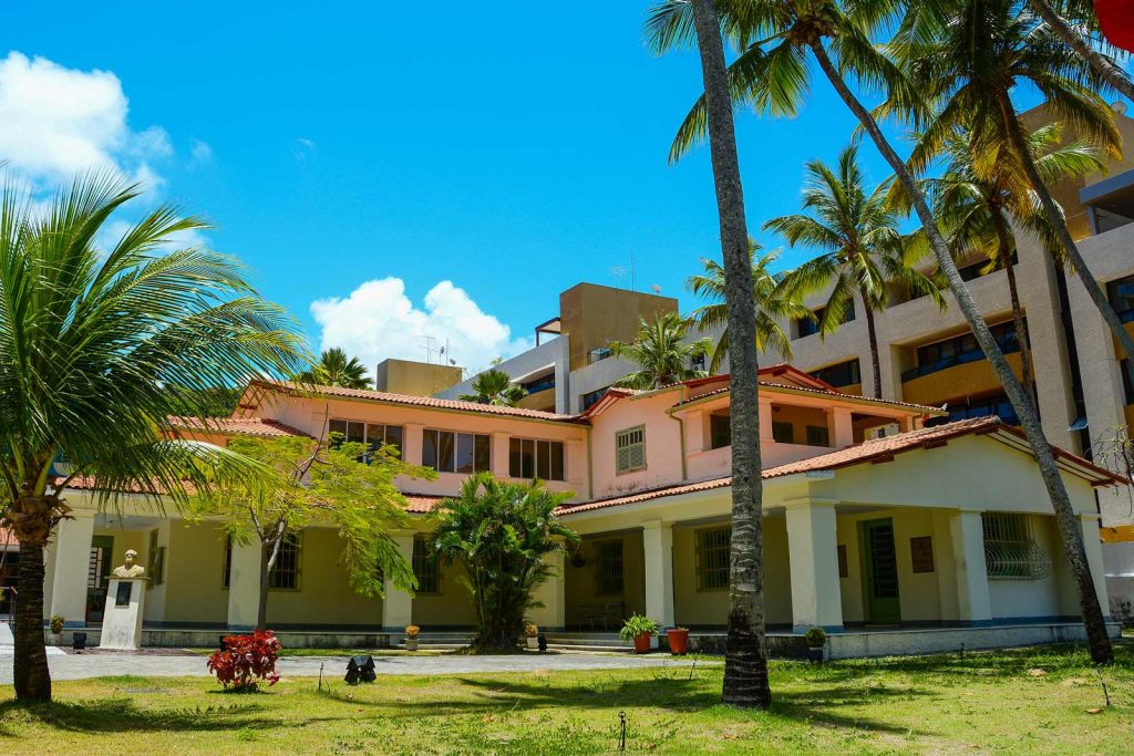 Fundação Casa de José Américo abre exposição da artista francesa Loane Blois em João Pessoa