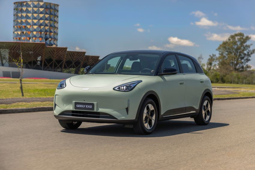 Geely Auto registra receita recorde de US$ 173,6 bilhões de yuans no primeiro semestre de 2026