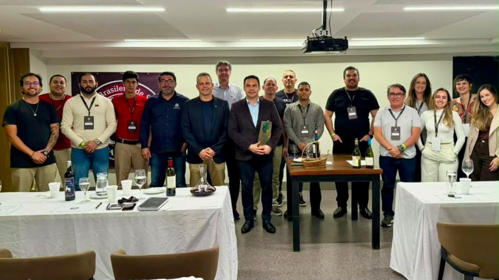 ABS-PB fortalece cultura do vinho em João Pessoa com formação profissional de sommeliers