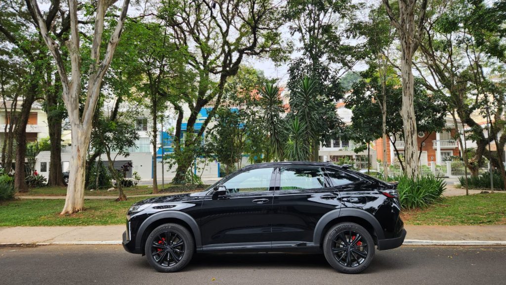 Paraíba Auto Total: Haval H6 GT mostra duas faces entre ruas e estradas