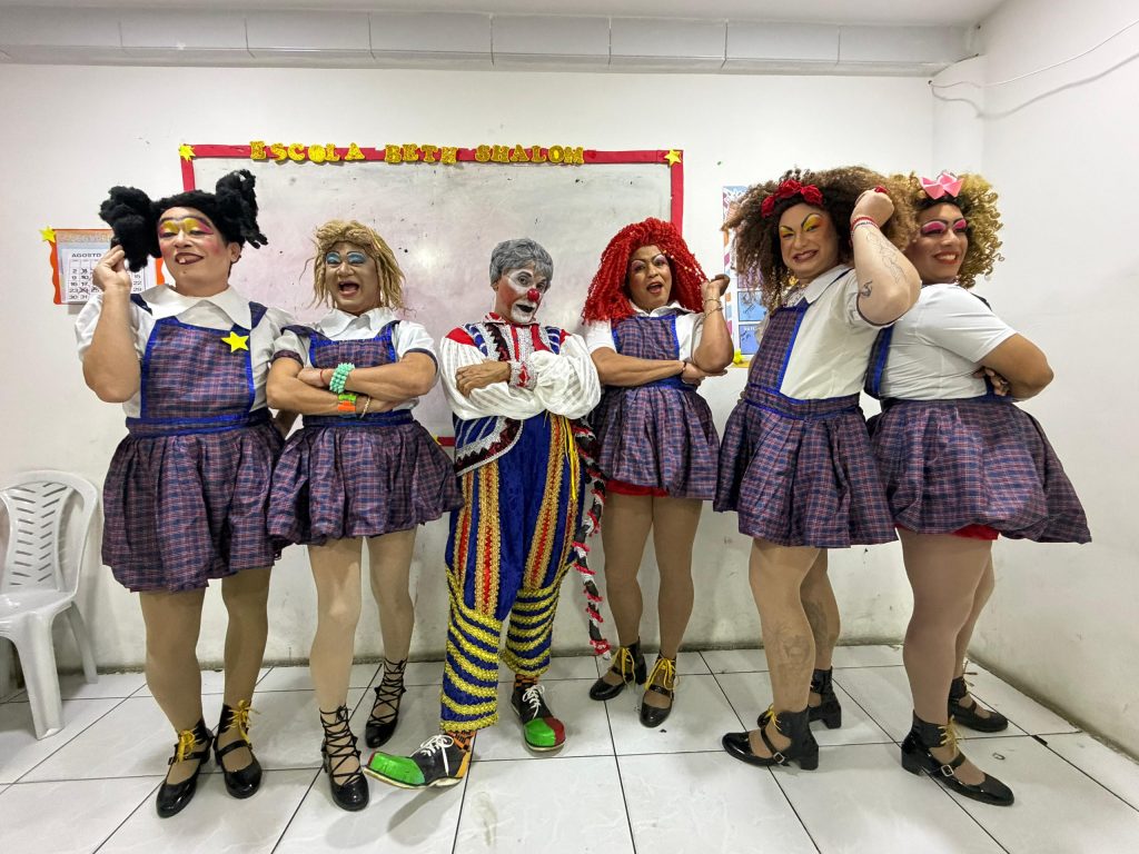 Uma sala de aula bem diferente chega nos 12 e 13 de setembro, às 20h, no Teatro Paulo Pontes com Pastoril Profano com a prova final