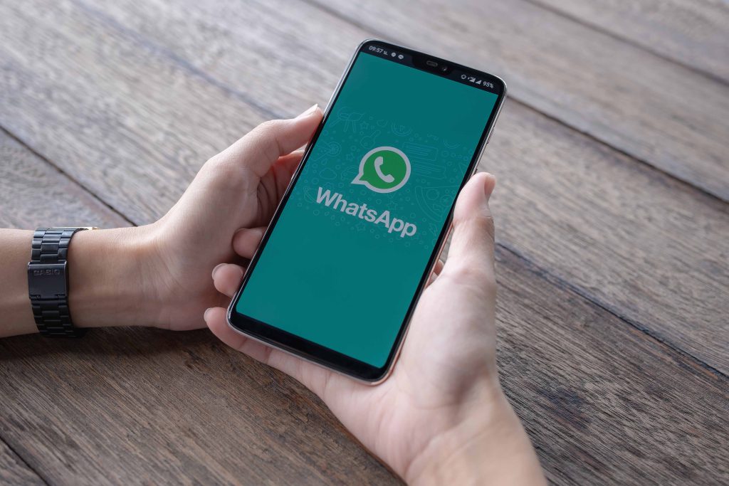 Click-to-WhatsApp bate mídia tradicional e entrega quase 3x mais retorno a anunciantes