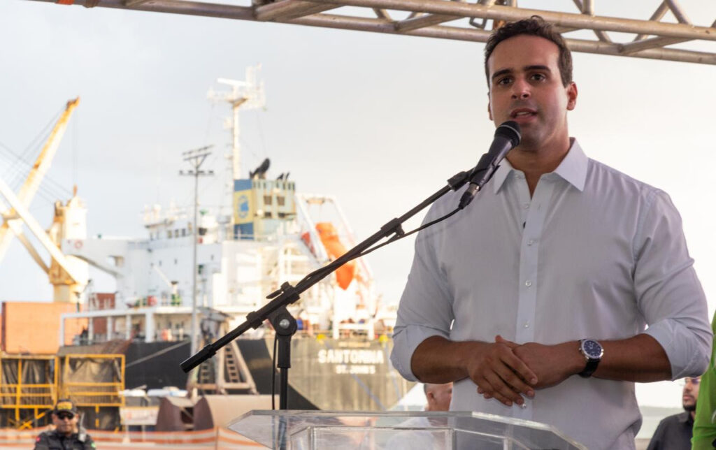 Governador assina aditivo de R$ 6,7 milhões para ampliar capacidade operacional do Porto de Cabedelo